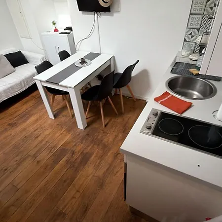 Appartamento T2 Coconing, Wifi, Internet, Clim, 300m